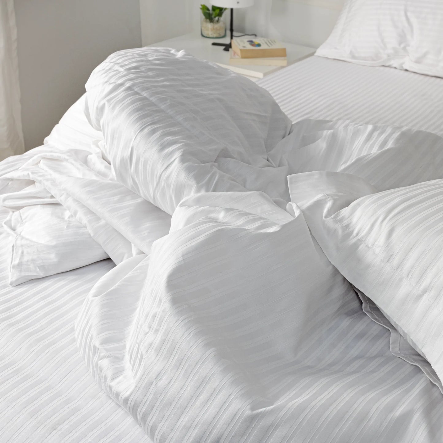 1000TC New Style Stripes Flat Sheet Set