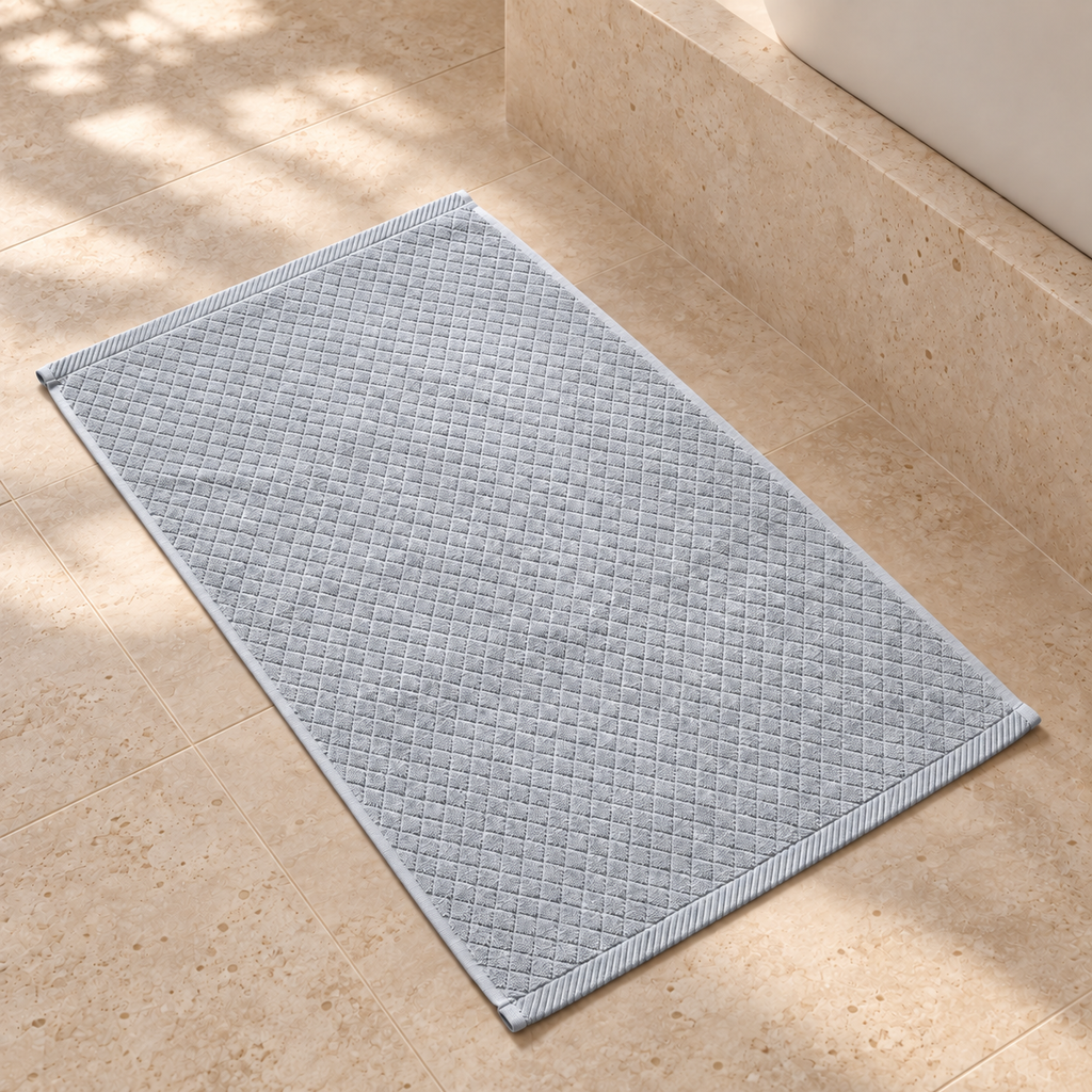 Diamond bath mat, Silver, Bath Mat 50x80, Hero Main