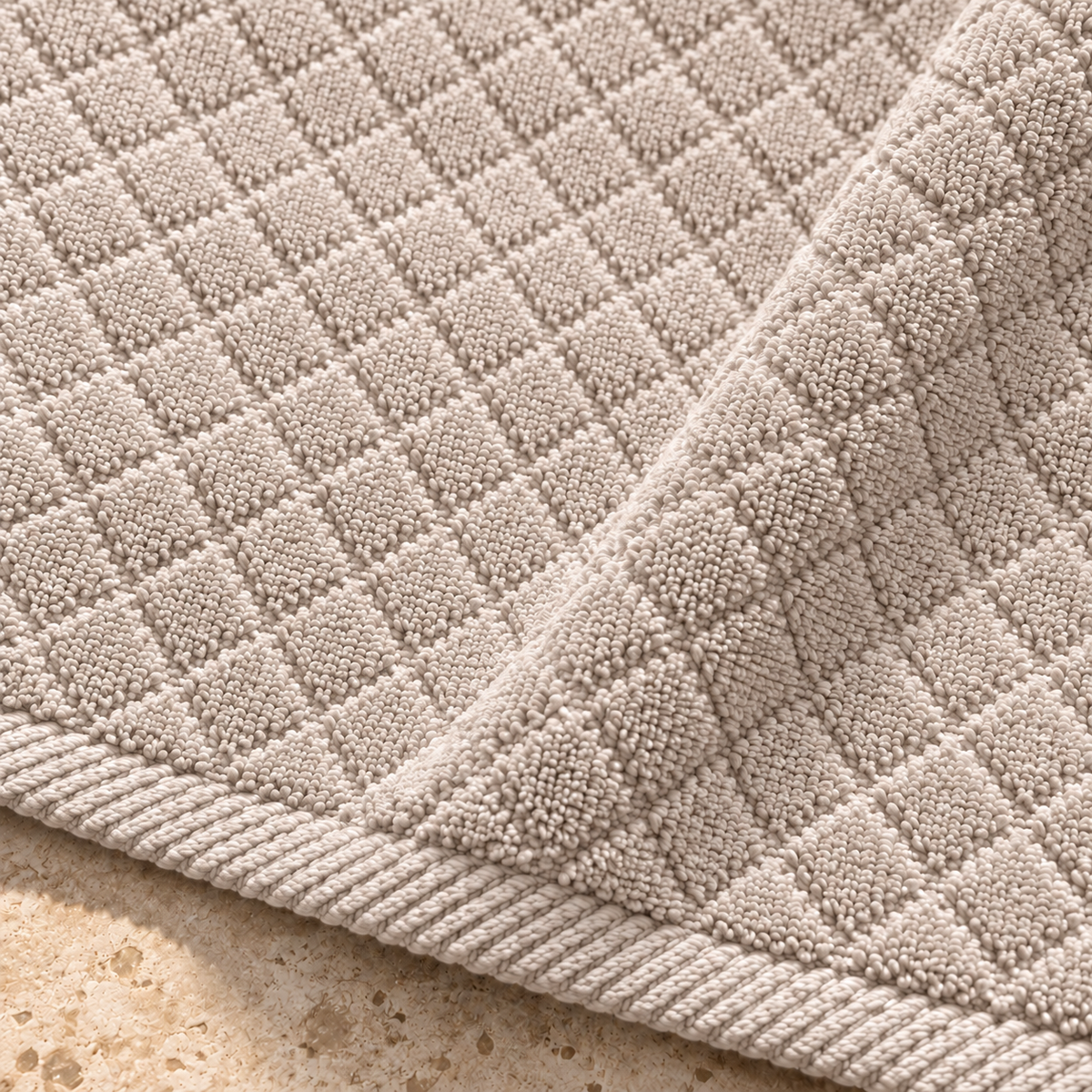 Diamond 900 GSM Bath Mat 50x80 cm in Beige - Closeup Texture
