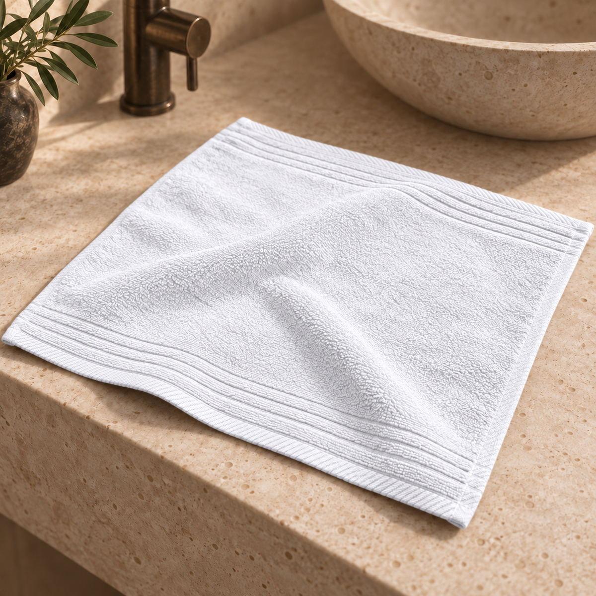 Essential towels, White, Face Towel 30x30, Hero Main