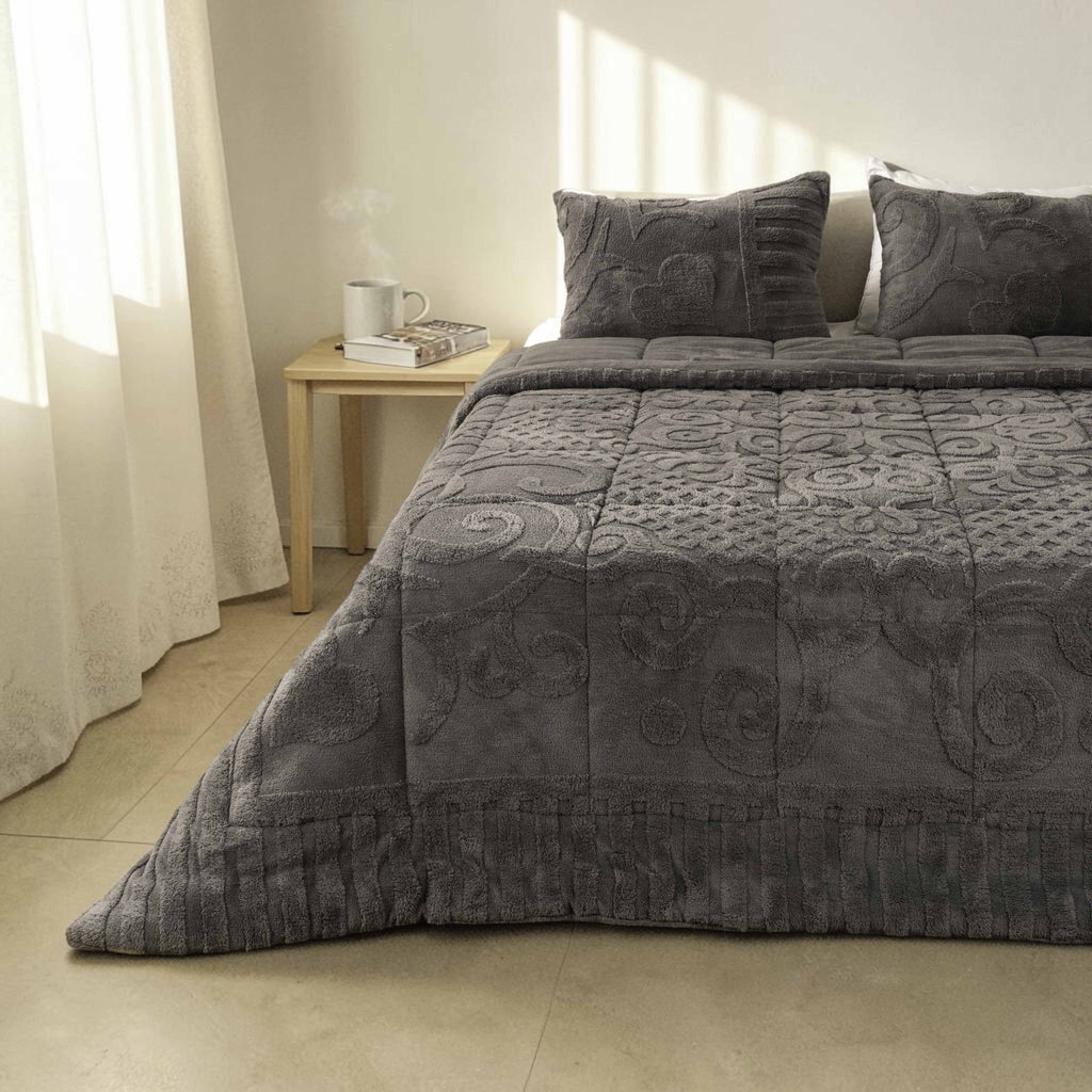 Jacquard Mink Fur Double - Face Comforter Set - Elbadrawi Home