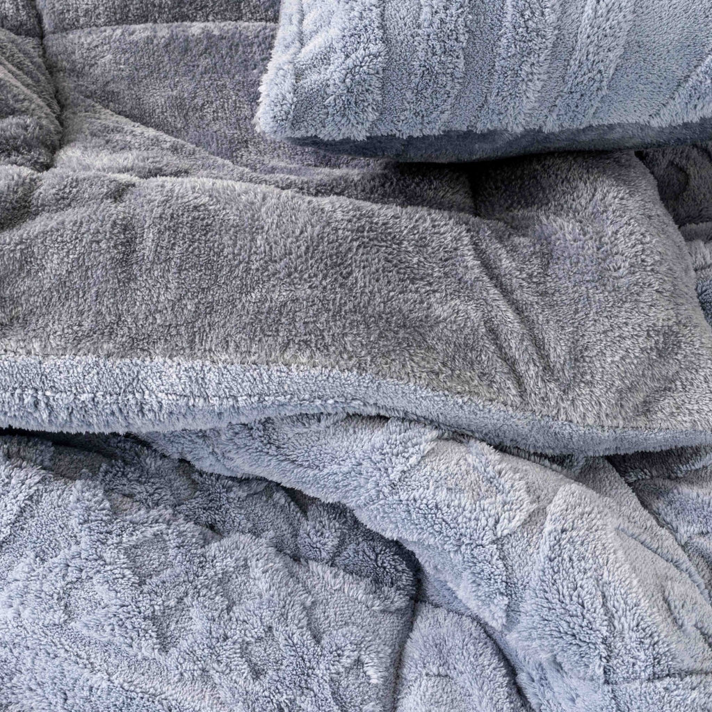 Jacquard Mink Fur Double - Face Comforter Set - Elbadrawi Home