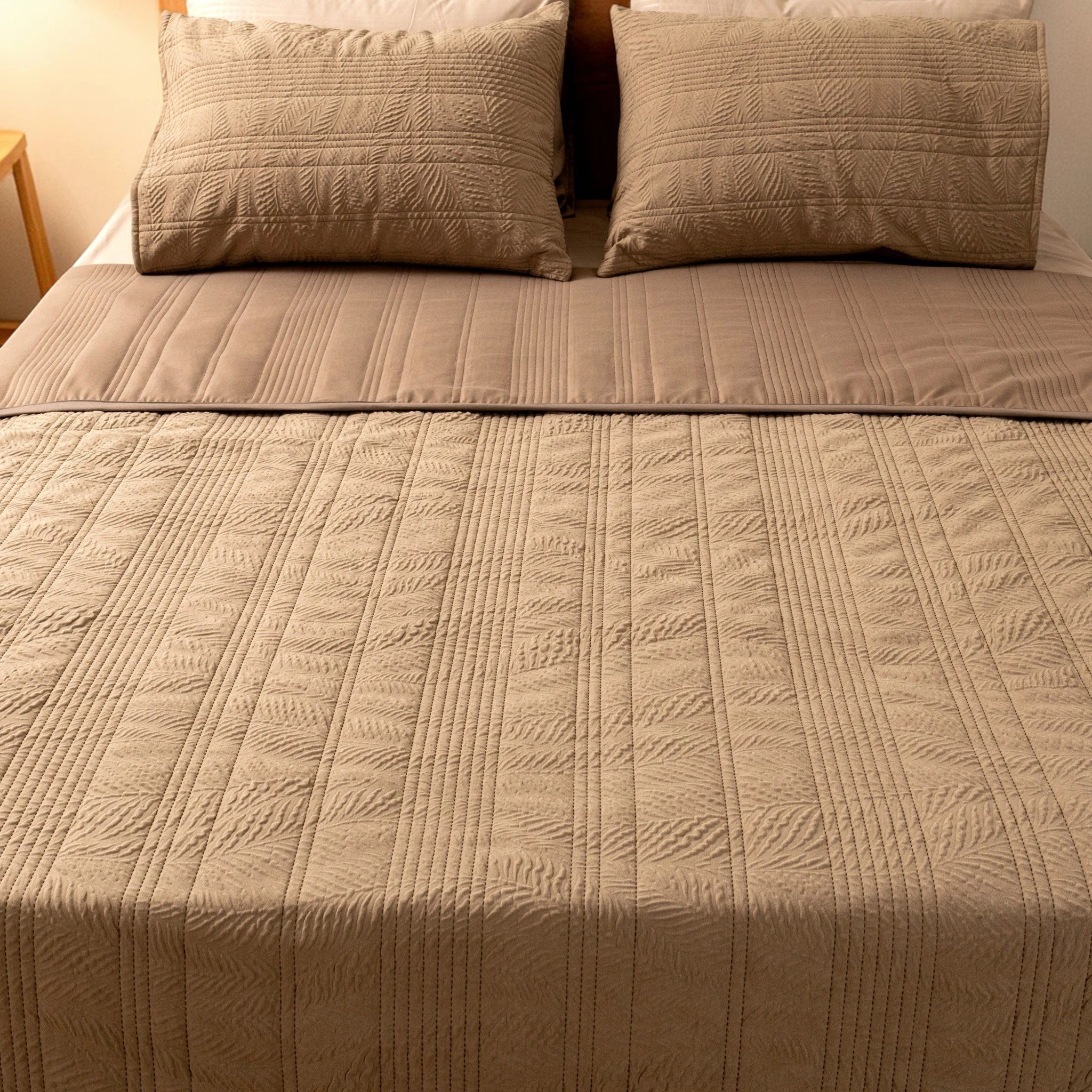 Jacquard Quilt Set - Elbadrawi Home