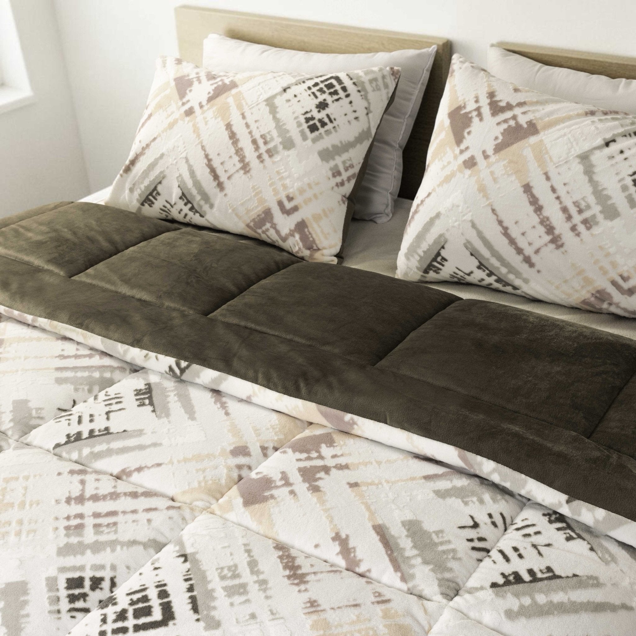 Mink Fur Double - Face Comforter Set - Elbadrawi Home