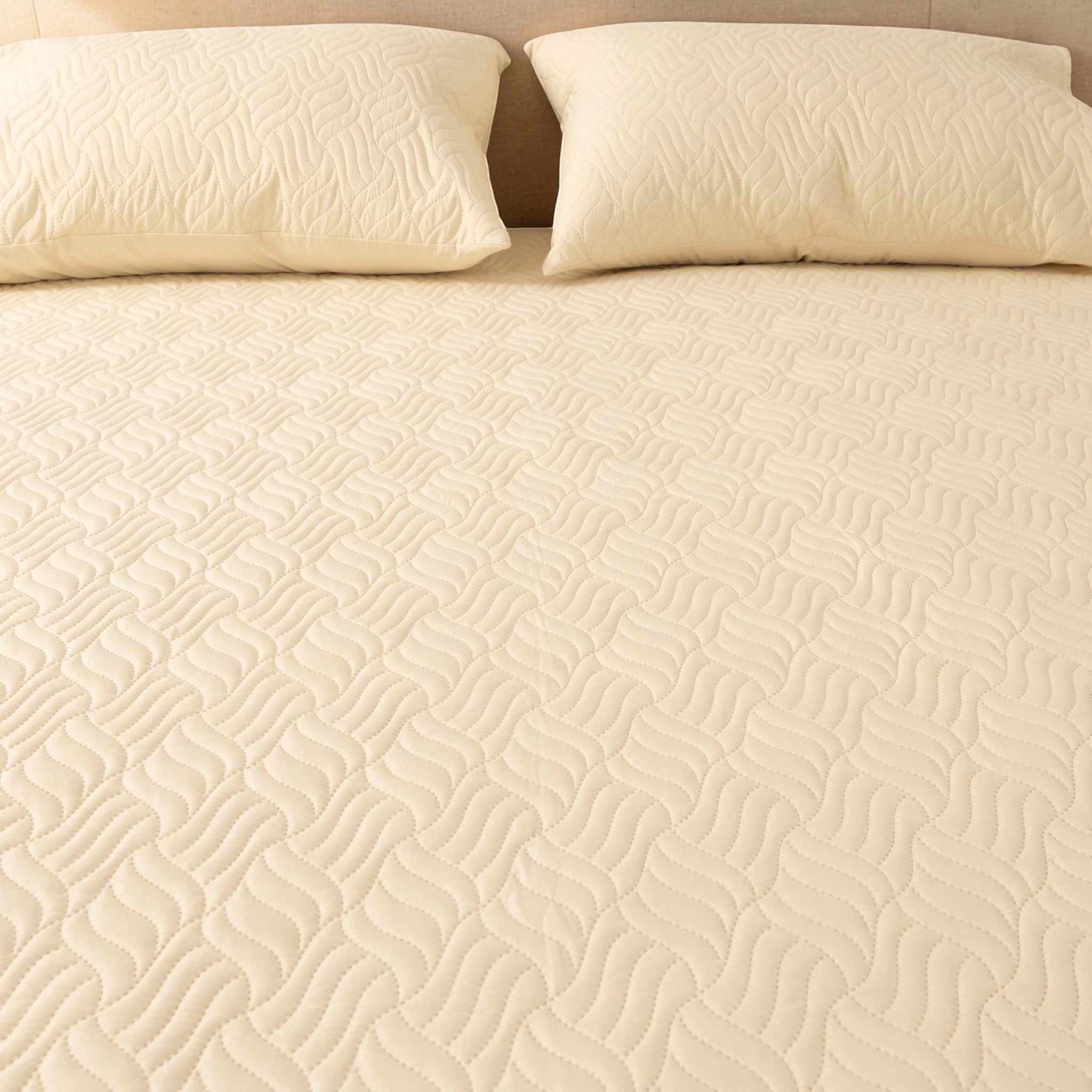Quilted Fitted Sheet Set (Water - Resistant) - Elbadrawi Home